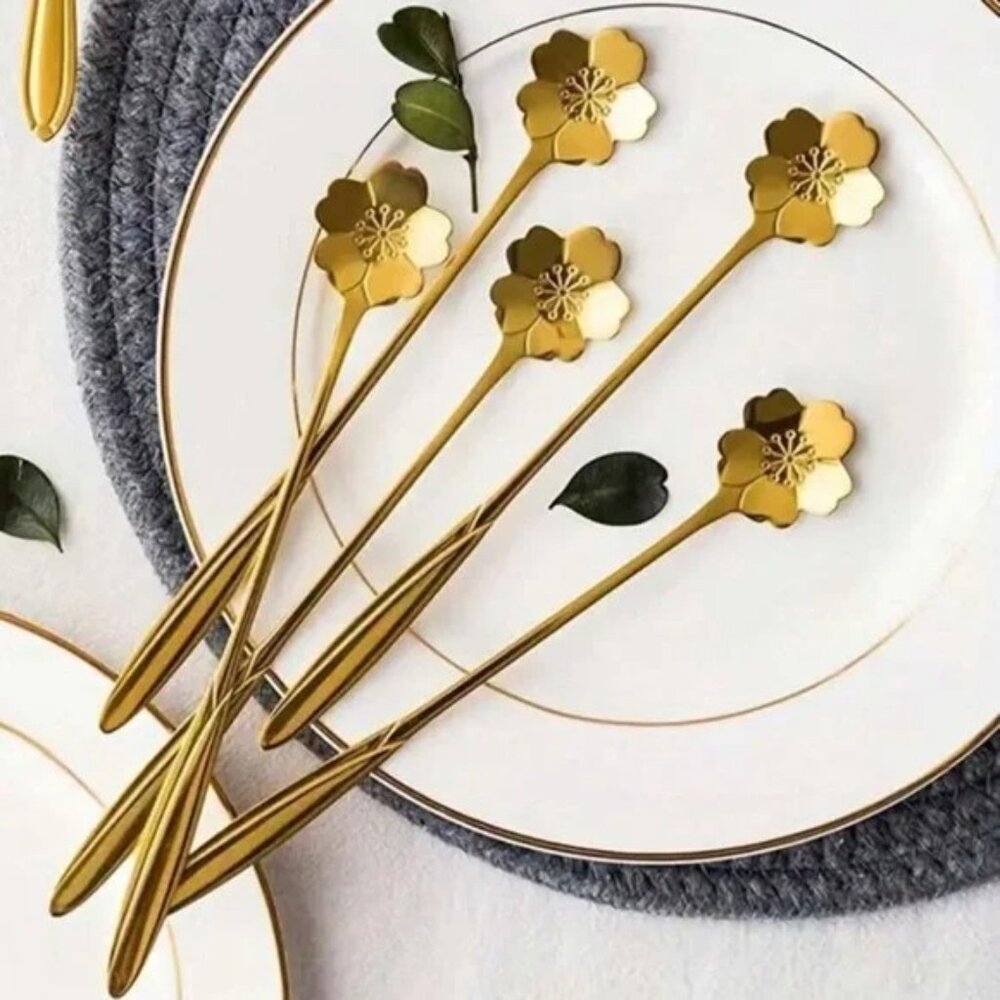 Skinny Spoons Tea Set
